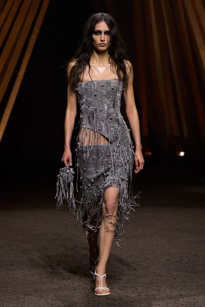 Look 22